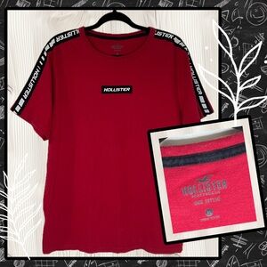Hollister Logo Tape T-Shirt – Size XL